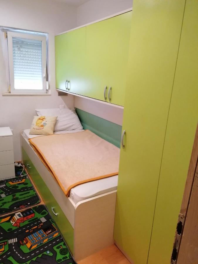Tea Apartamento Povljana