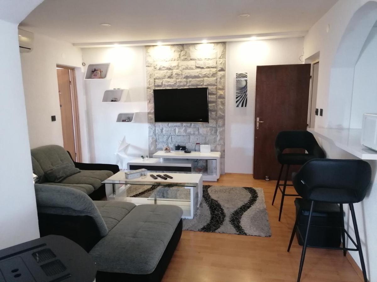 Apartamento Tea Povljana