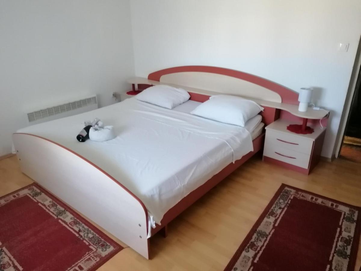 Apartamento Tea Povljana