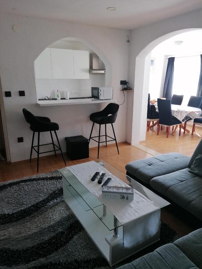 Apartman Tea Povljana